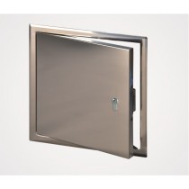 B4 rendszer – Rozsdamentes acélból készült biztonsági zárbetéttel ellátott revíziós ajtók